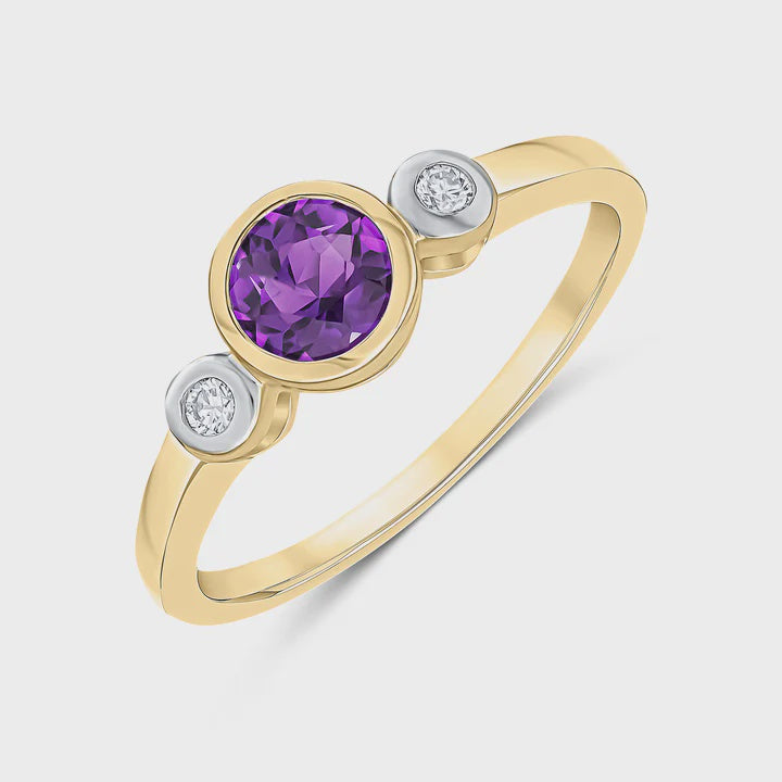 9ct Yellow Gold Round Rubover Amethyst &amp; Diamond Three Stone Ring 5mm