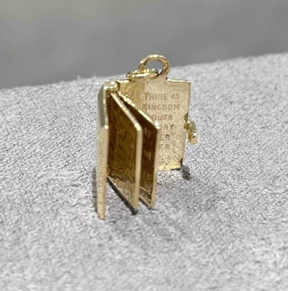 Pre-Owned 9ct Yellow Gold Holy Bible Small Charm
