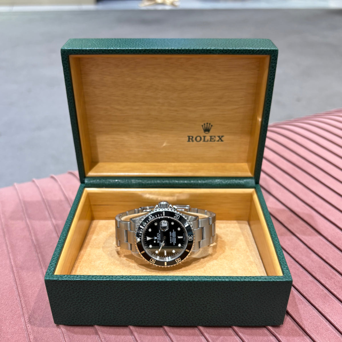 Pre-Owned Rolex Submariner Steel Gents Watch 16610