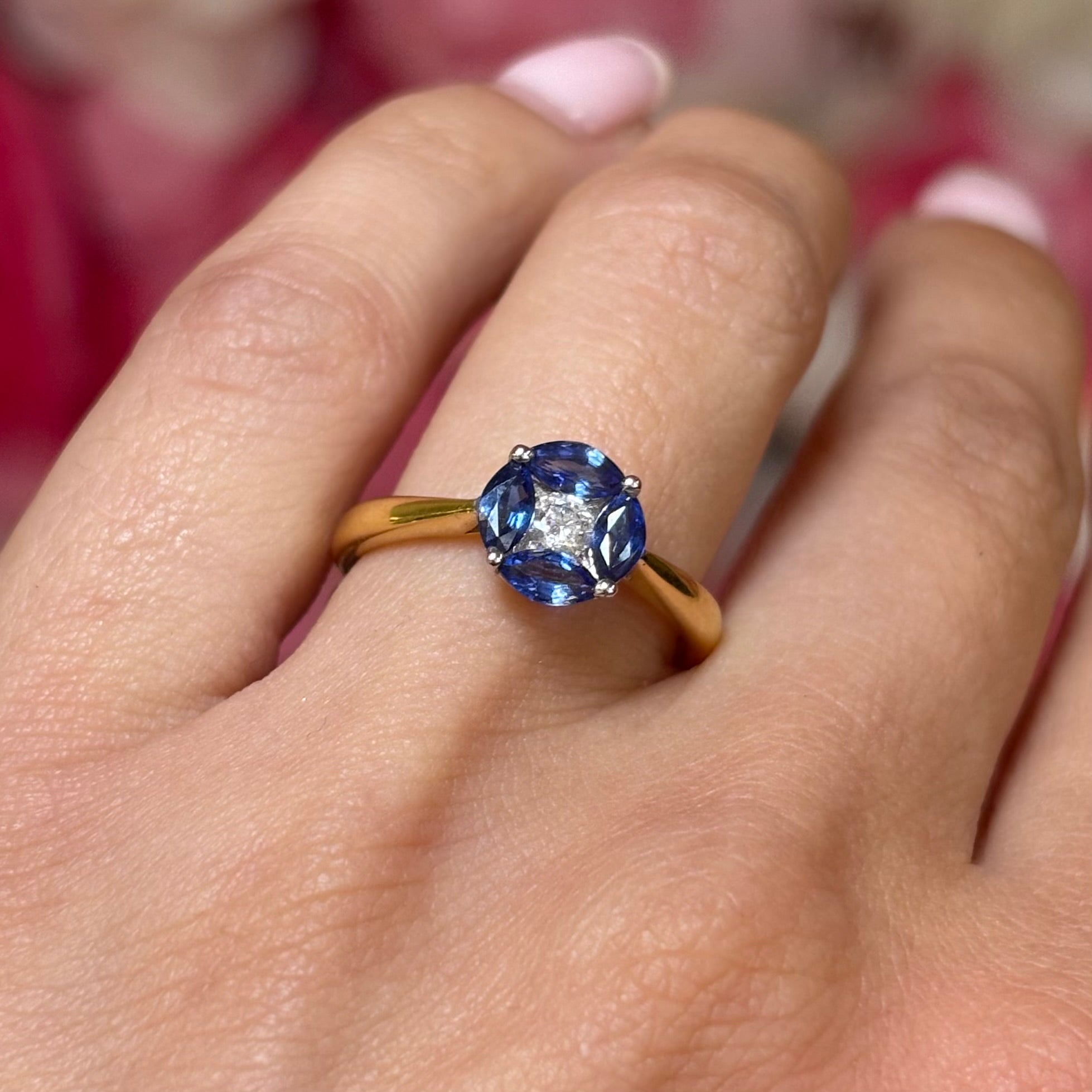 18ct Yellow Gold Marquise Cut Sapphire &amp; Diamond Cluster Ring