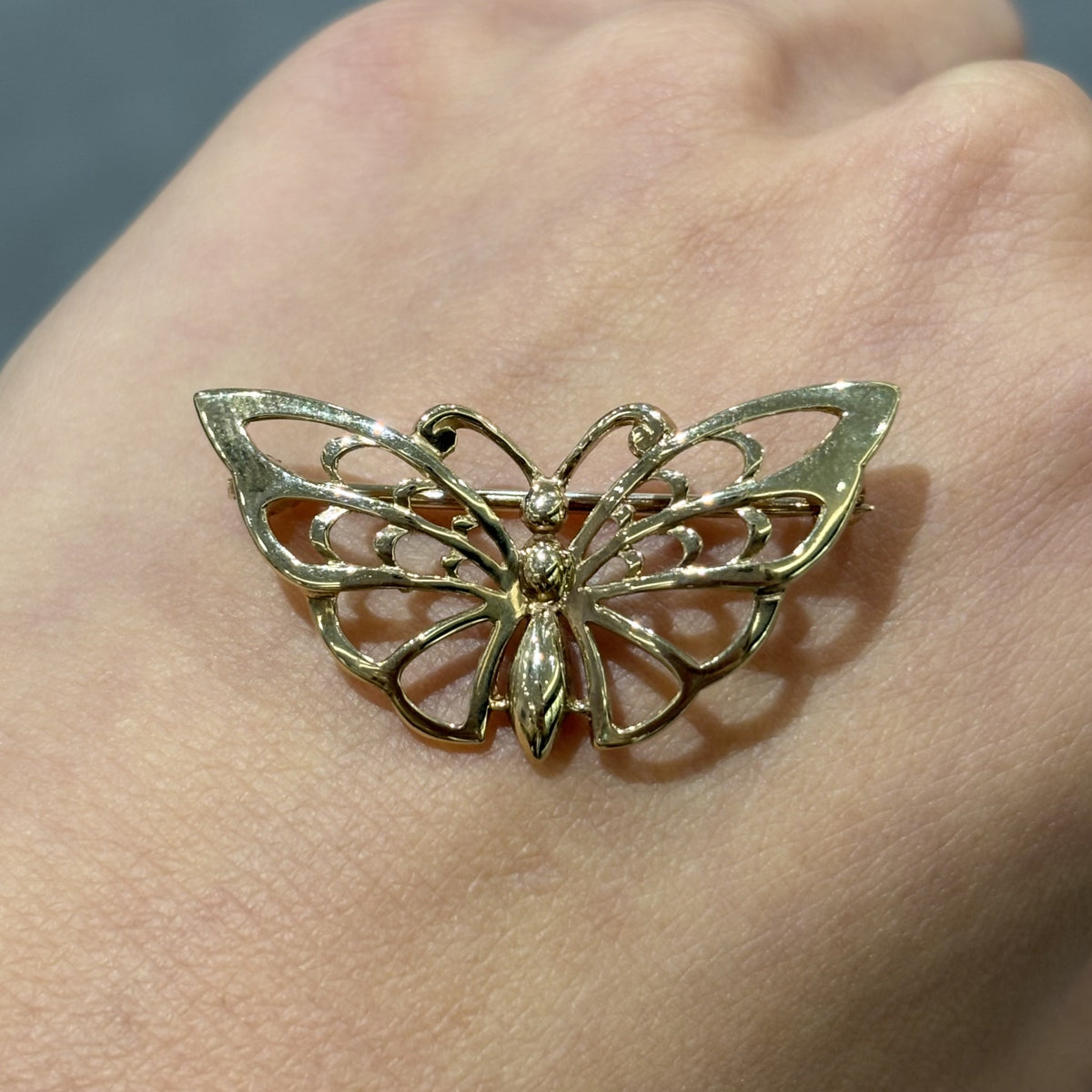 Pre-Owned 9ct Yellow Gold Butterfly Brooch