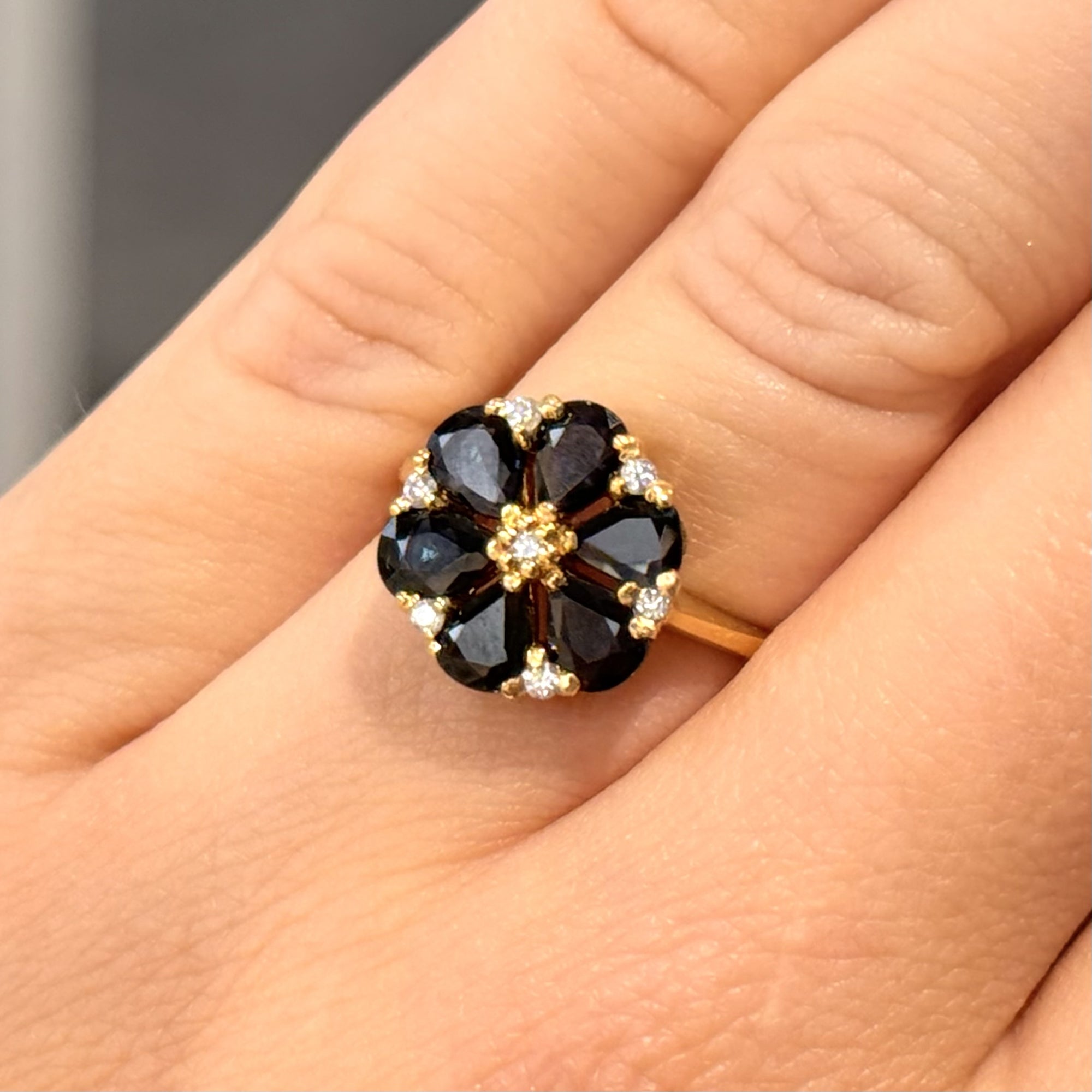 Pre-Owned 18ct Yellow Gold 1.90ct Sapphire &amp; 0.07ct Diamond Ring