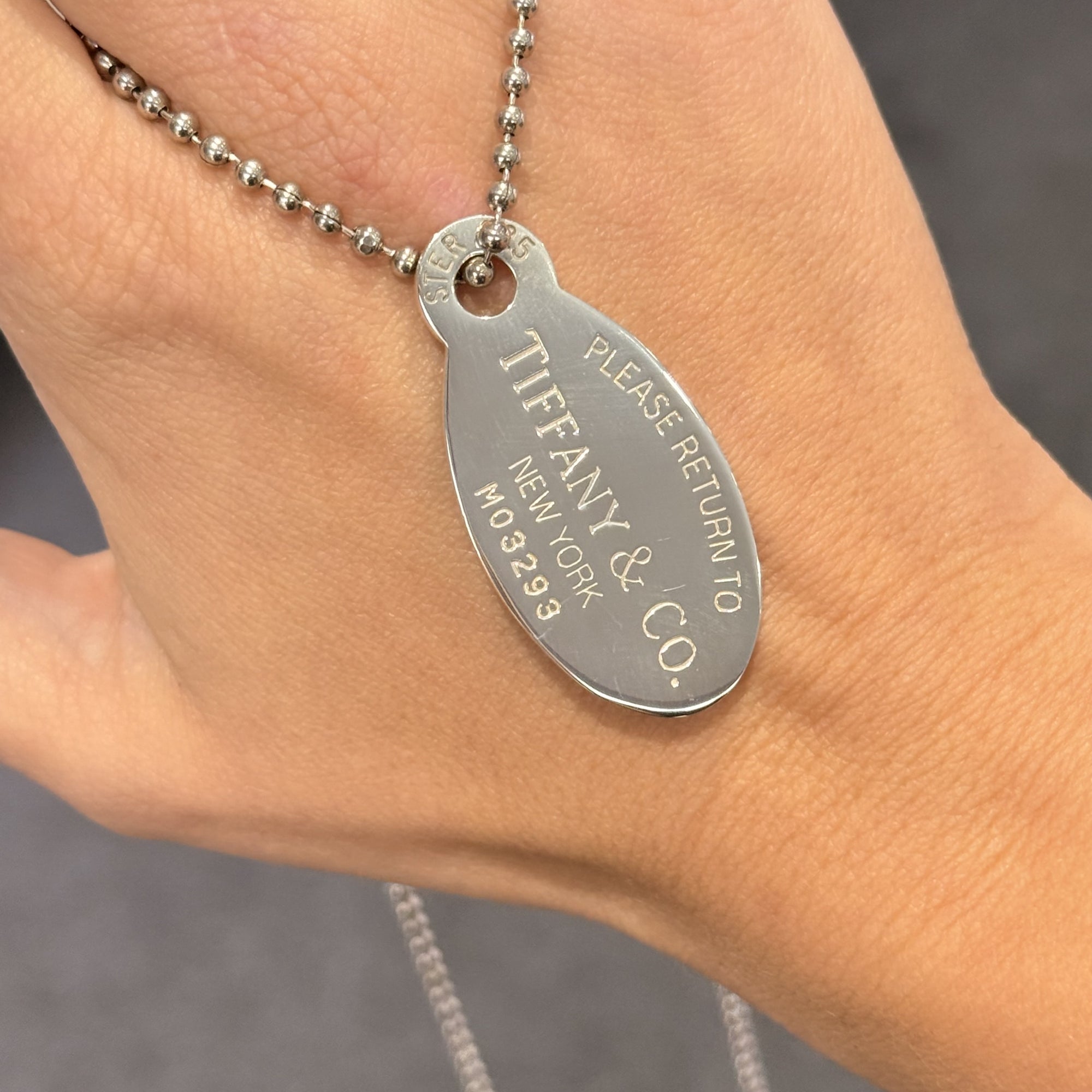 Pre-Owned Tiffany &amp; Co Silver Oval Dog Tag Beaded Chain Necklace