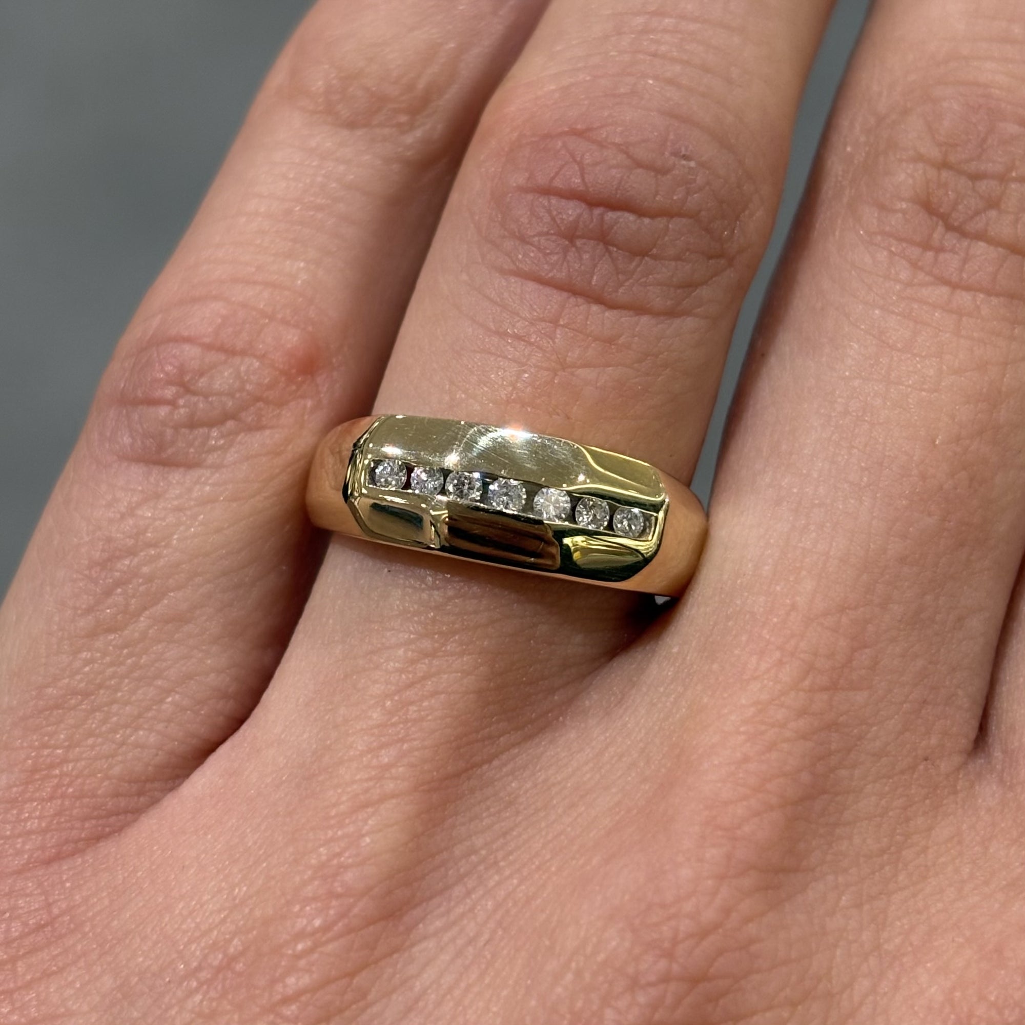 Pre-Owned 18ct Yellow Gold 0.07ct Diamond Set Band