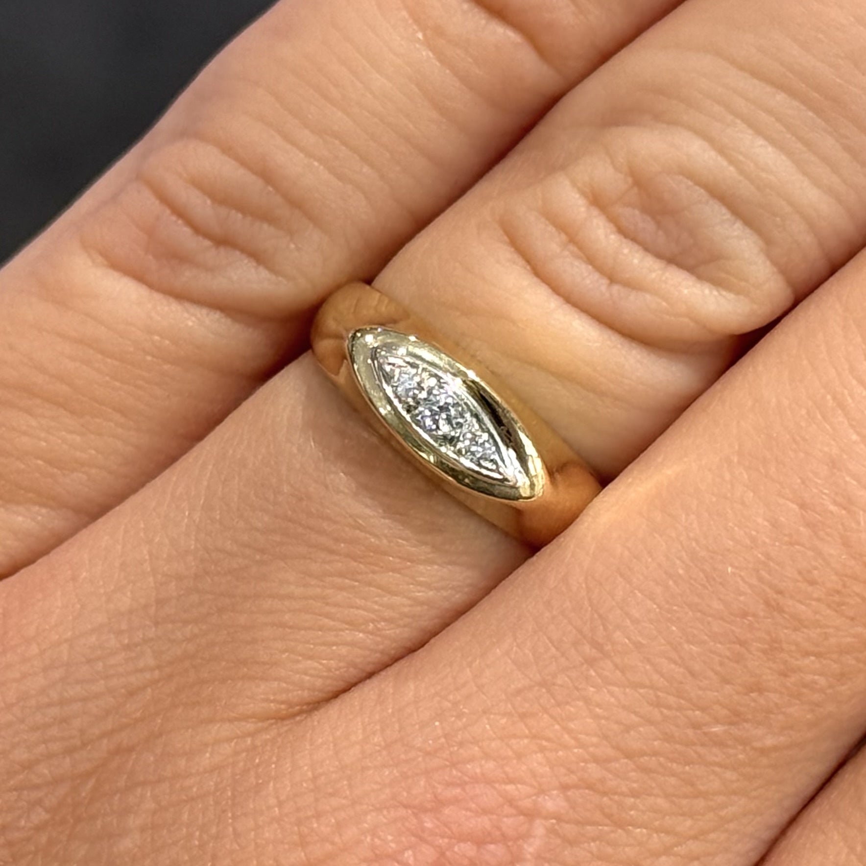 Pre-Owned 9ct Yellow Gold 0.04ct Diamond Set Ladies Signet Ring