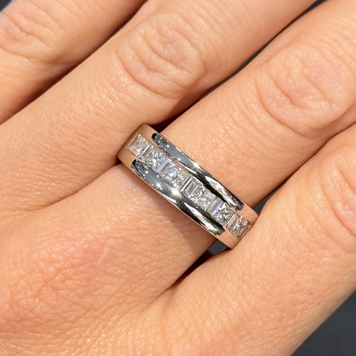 Pre-Owned 18ct White Gold 1.00ct Princess &amp; Emerald Cut Diamond ET