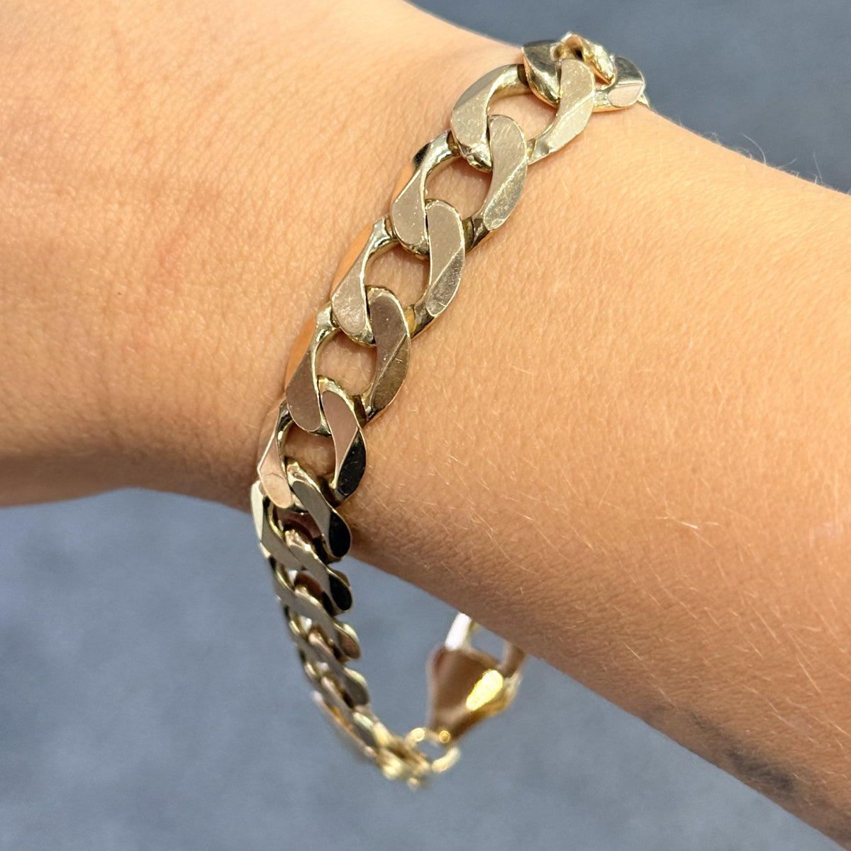 Pre-Owned 9ct Yellow Gold Curb Bracelet 28.3g