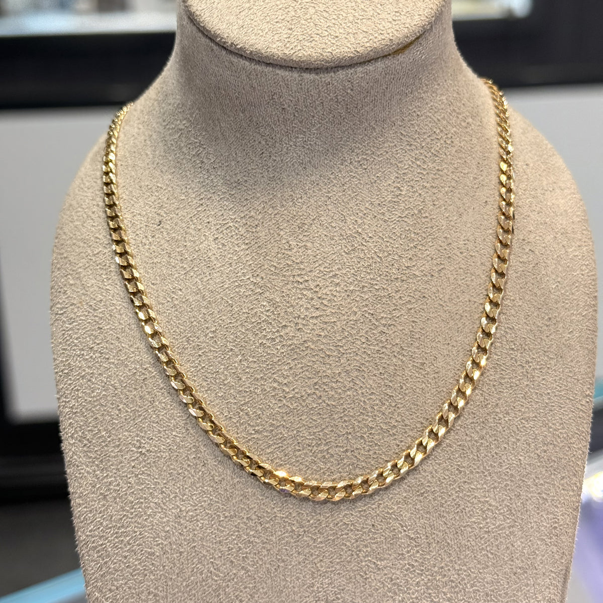 Pre-Owned 9ct Yellow Gold 18” Curb Chain 10.4g
