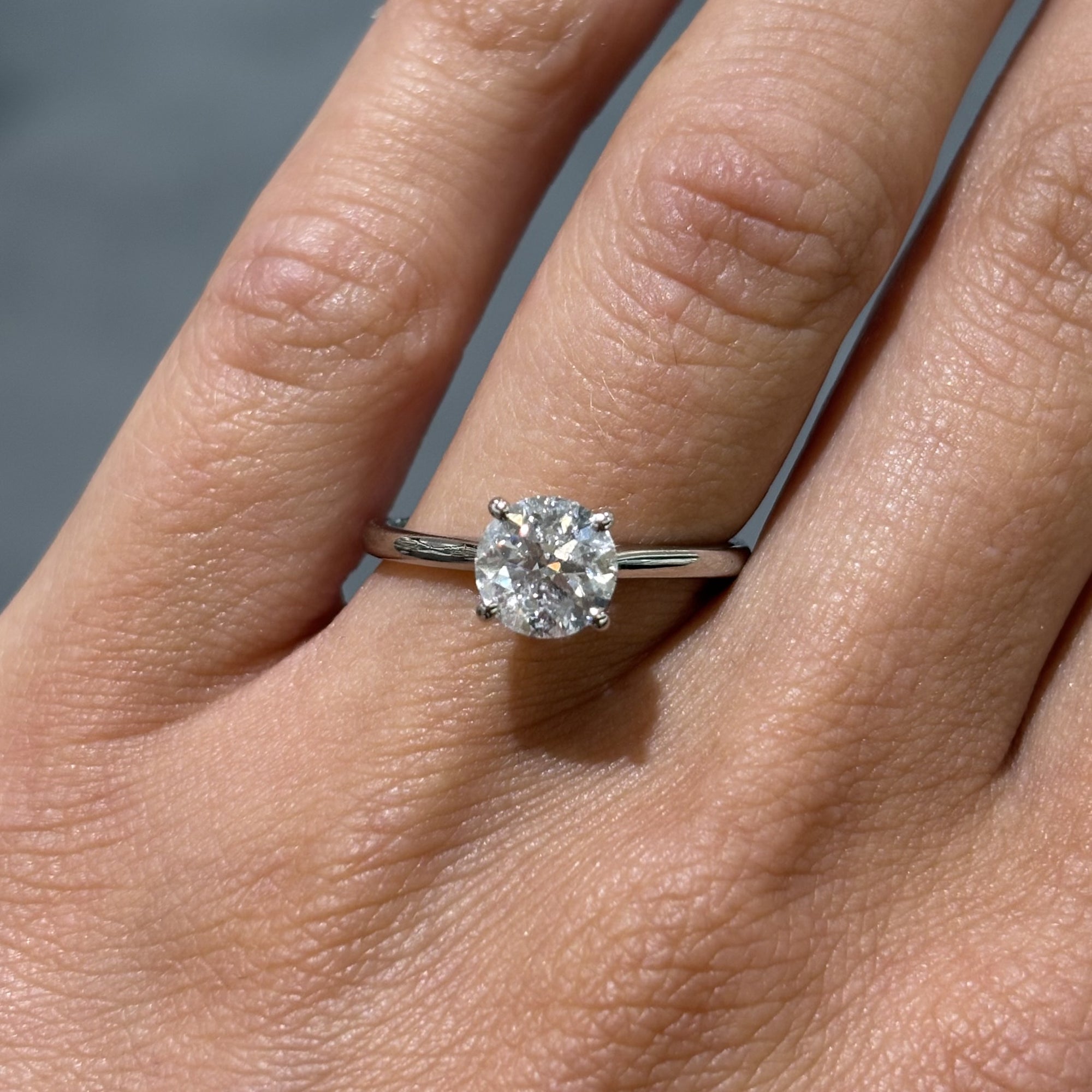 Pre-Owned Platinum 1.00ct Natural Diamond Solitaire Ring