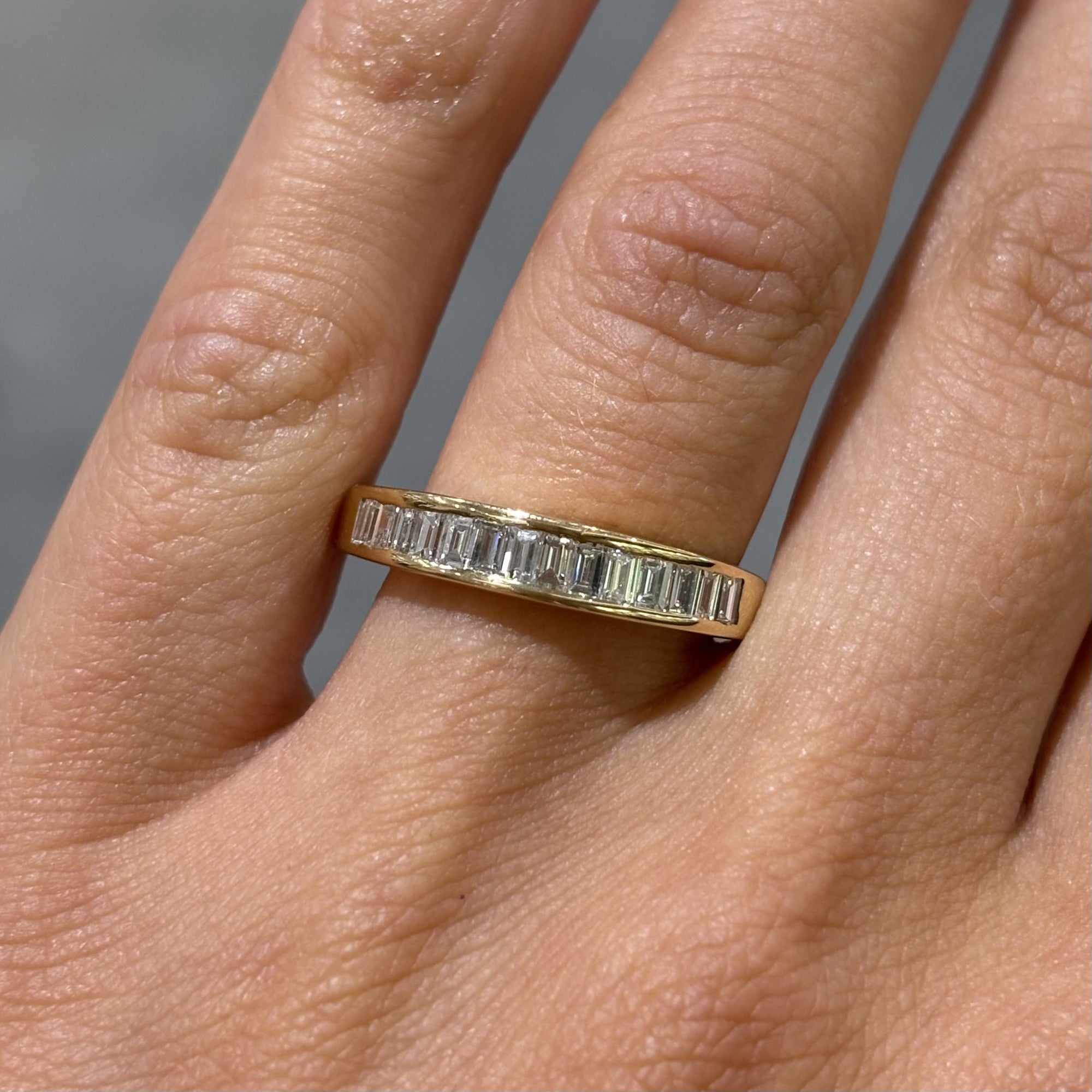 Pre-Owned 9ct Yellow Gold 0.56ct Bageutte Cut Diamond Ring