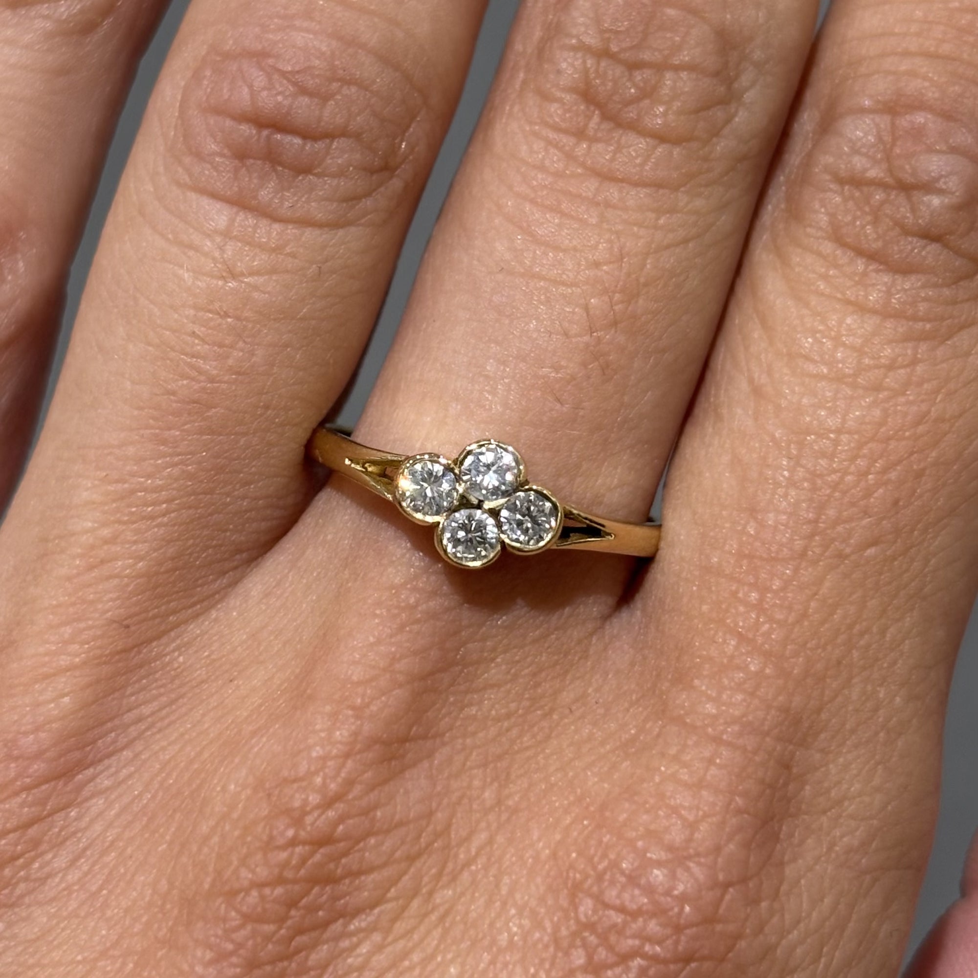 Pre-Owned 18ct Yellow Gold 0.24ct 4 Stone Diamond Ring