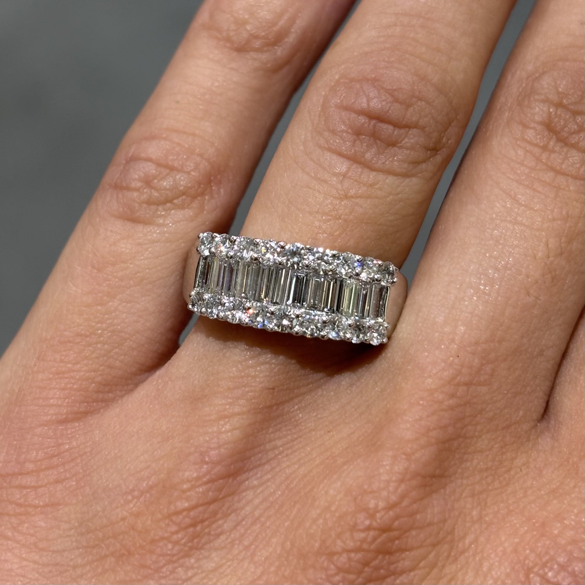 Pre-Owned 18ct White Gold 1.75ct Diamond 3 Row Ring