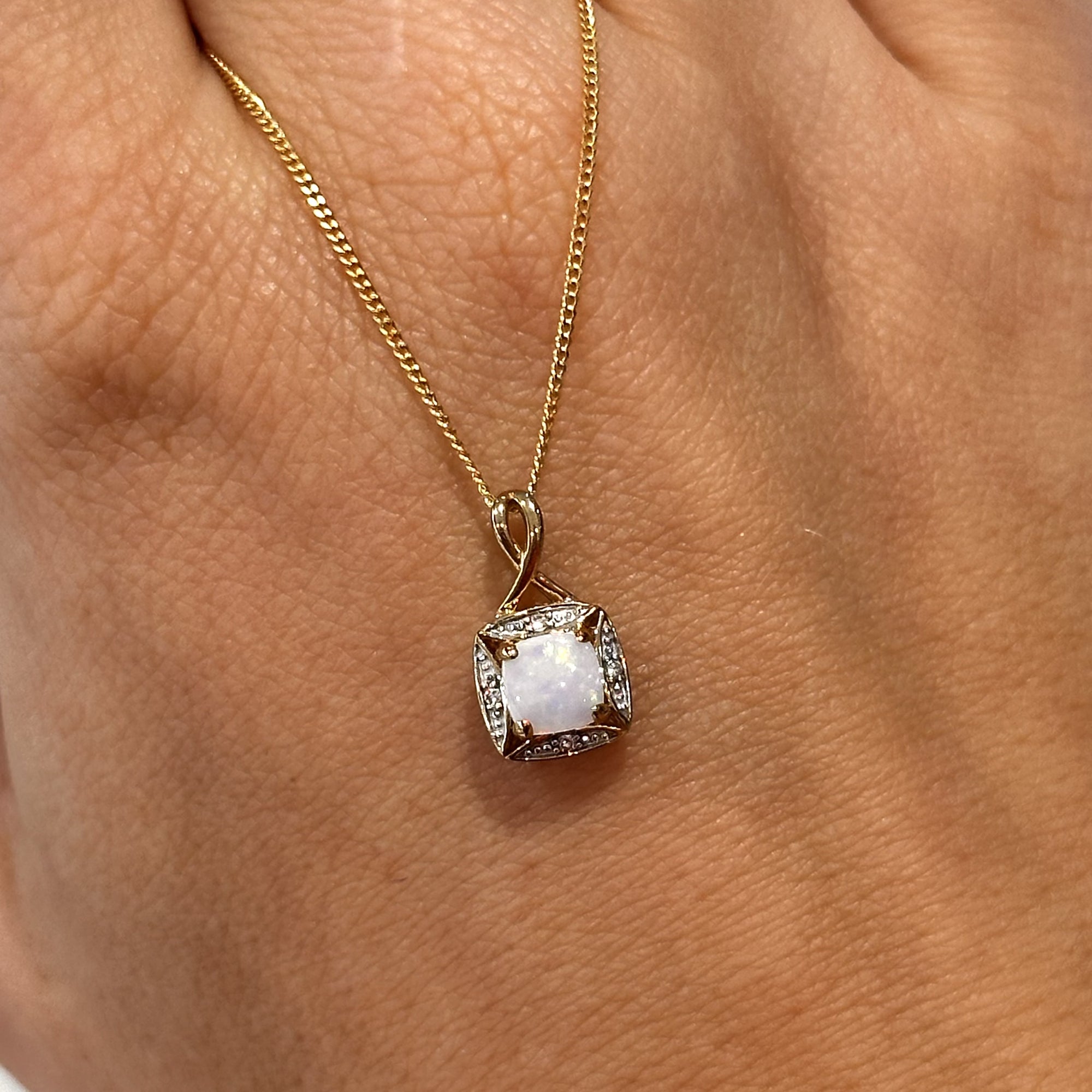 9ct Yellow Gold Opal Diamond Pendant