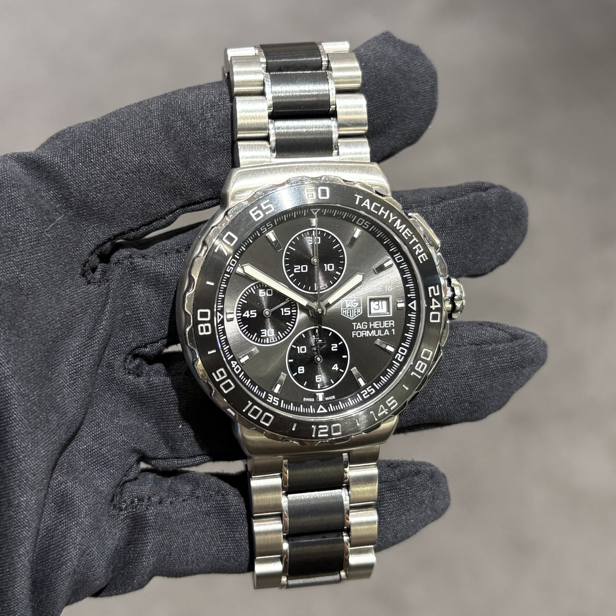 Pre-Owned Tag Heuer F1 Chrono Automatic CAU2010-0
