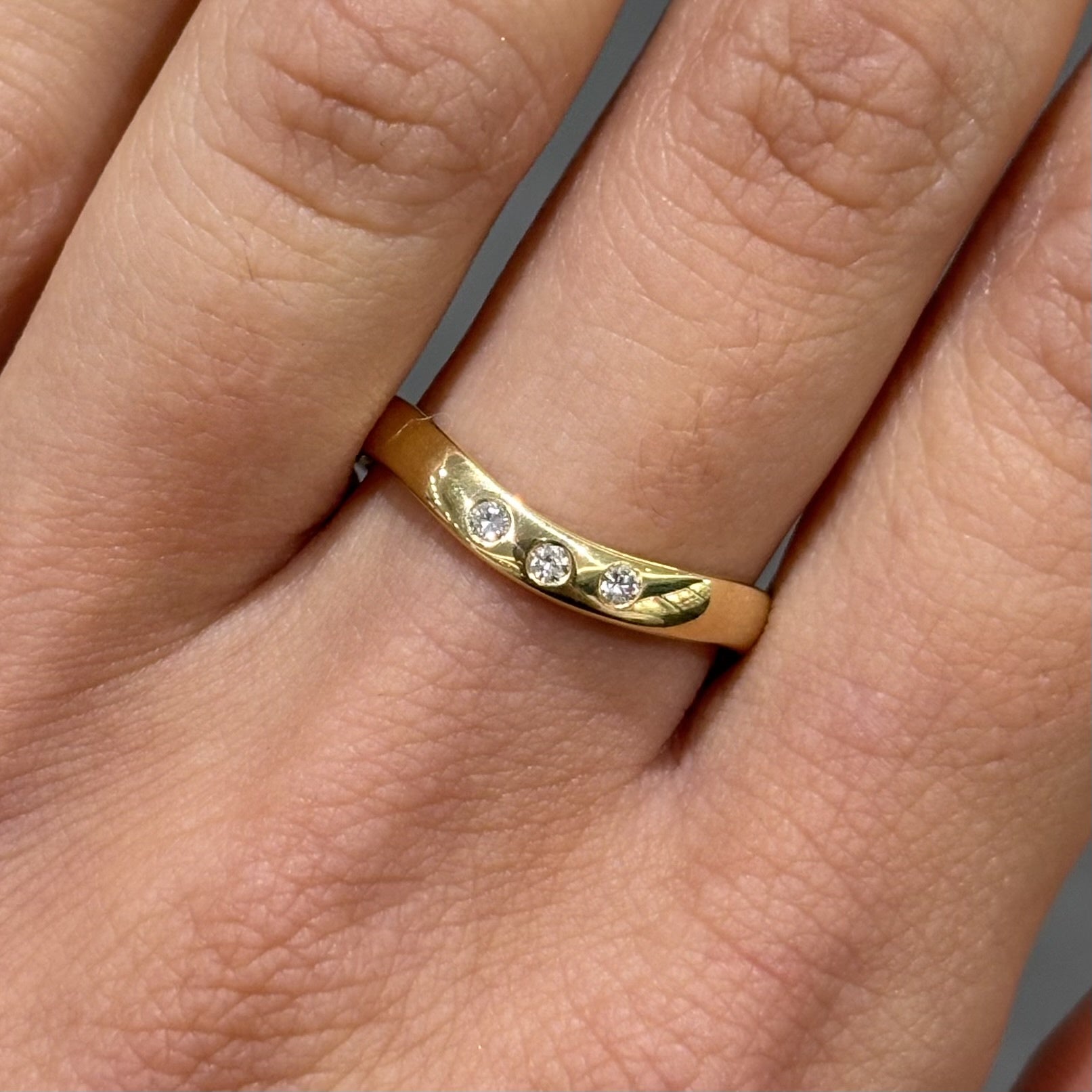 Pre-Owned 18ct Yellow Gold 0.06ct Diamond Wishbone Ring