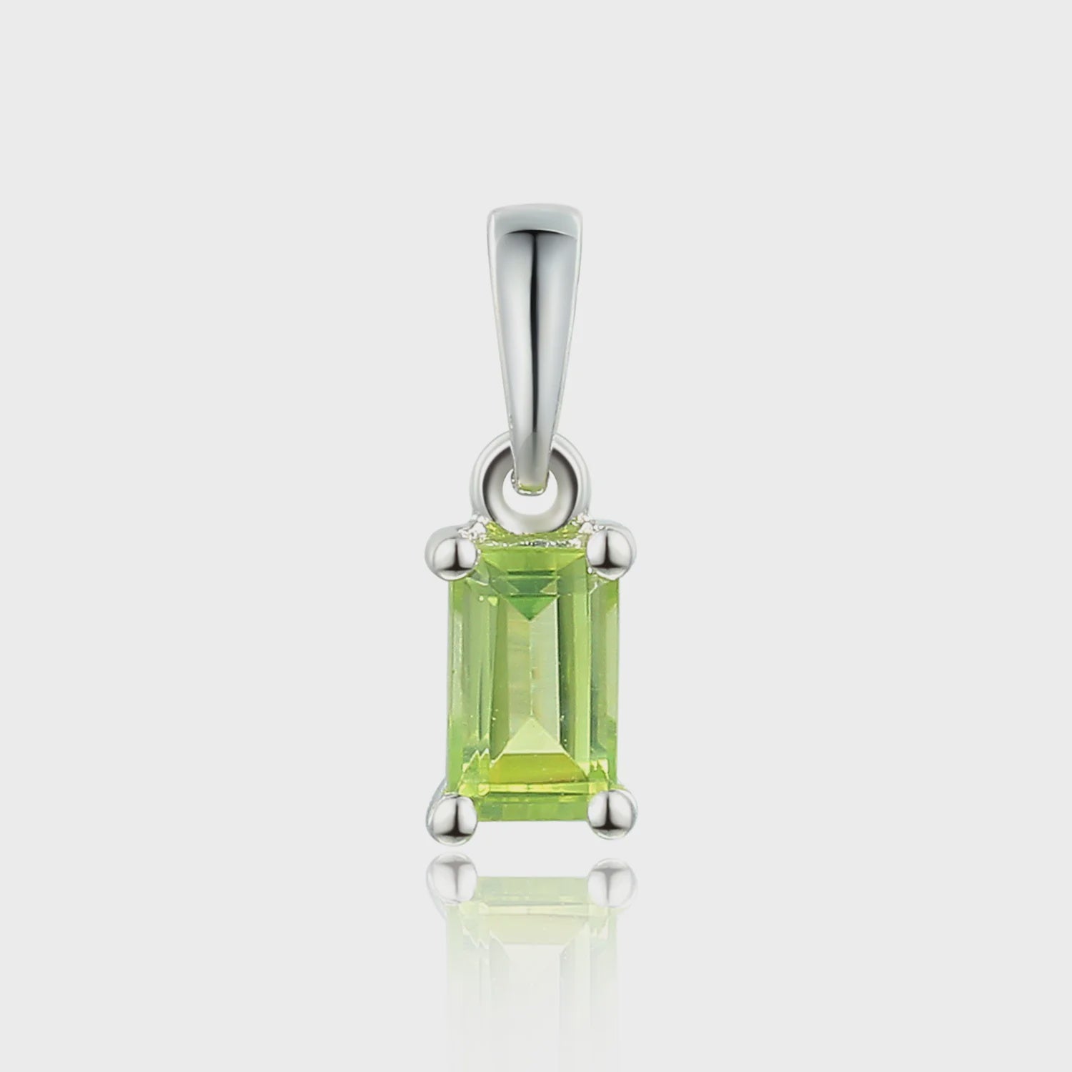 9ct White Gold Octagon Peridot Pendant
