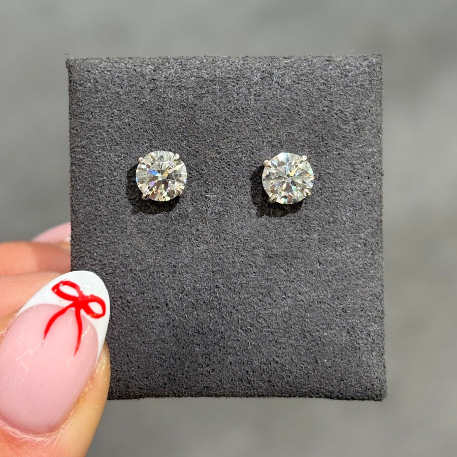 9ct White Gold Claw Set 2.06ct Lab Grown Diamond Stud Earrings