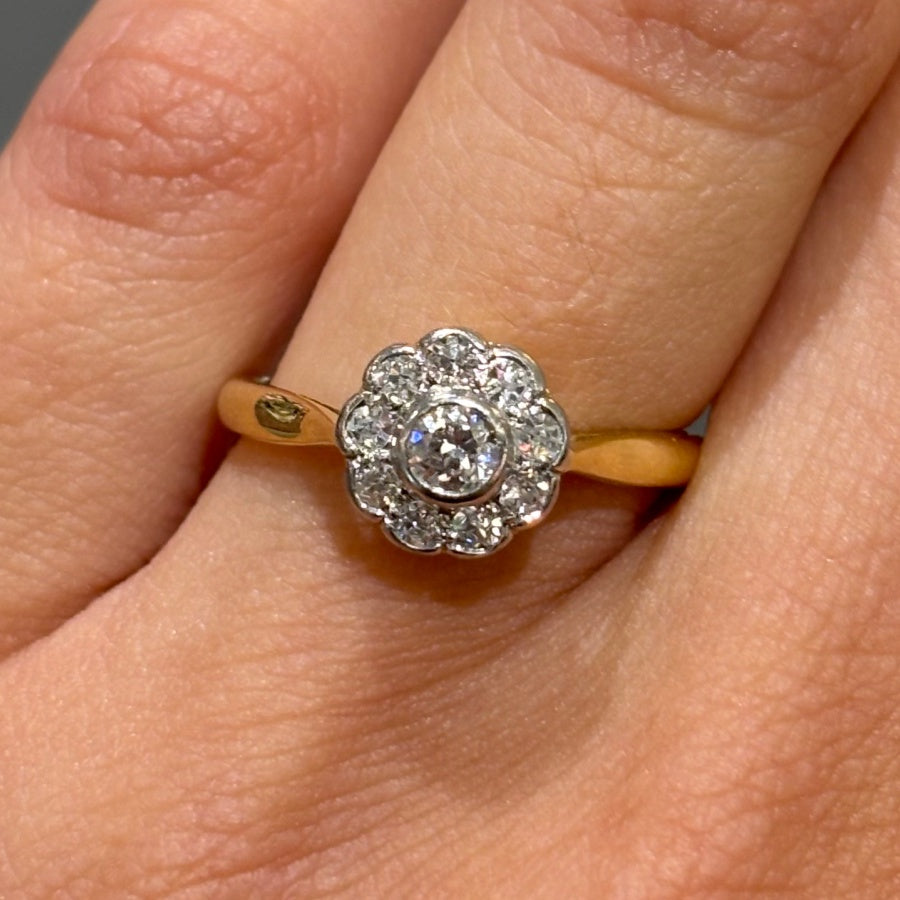 Pre-Owned Vintage 18ct Gold &amp; Palladium 0.37ct Old European Cut Diamond Cluster Ring