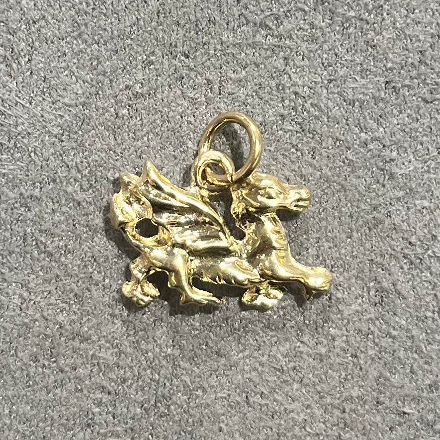 Pre-Owned 9ct Yellow Gold Welsh Dragon Charm 2.3g